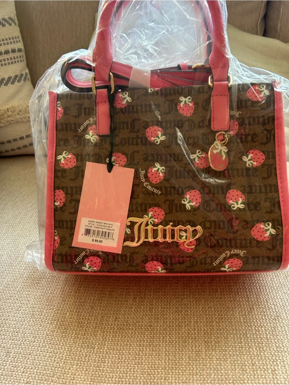 NWT JUICY COUTURE strawberry 🍓 small tote bag.